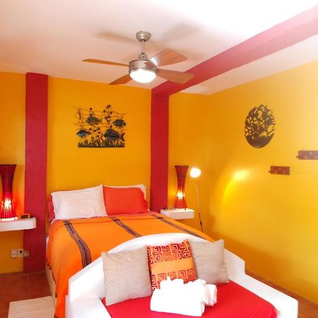 Seaside Cabanas Hotel Caye Corker Esterno foto