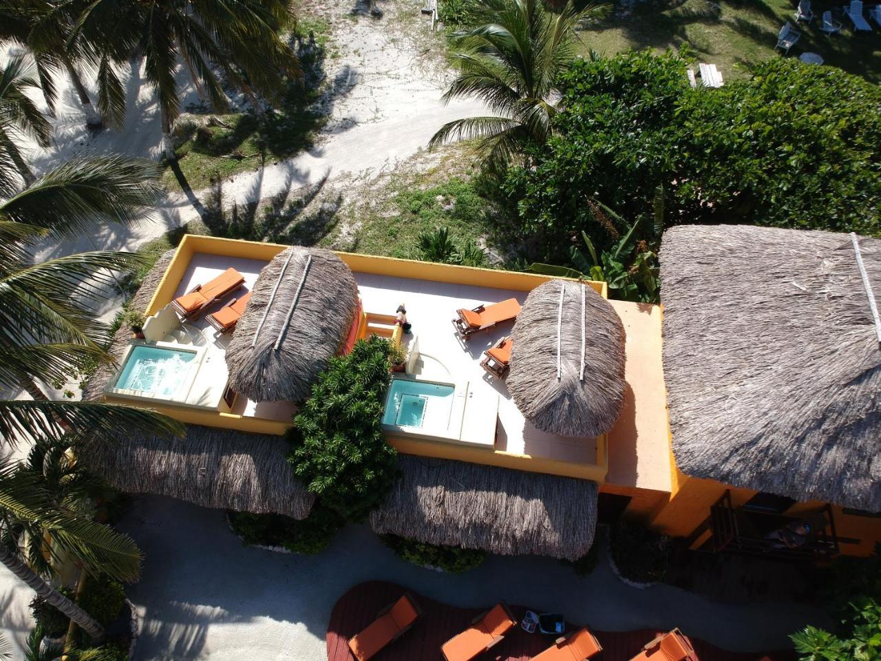 Seaside Cabanas Hotel Caye Corker Esterno foto