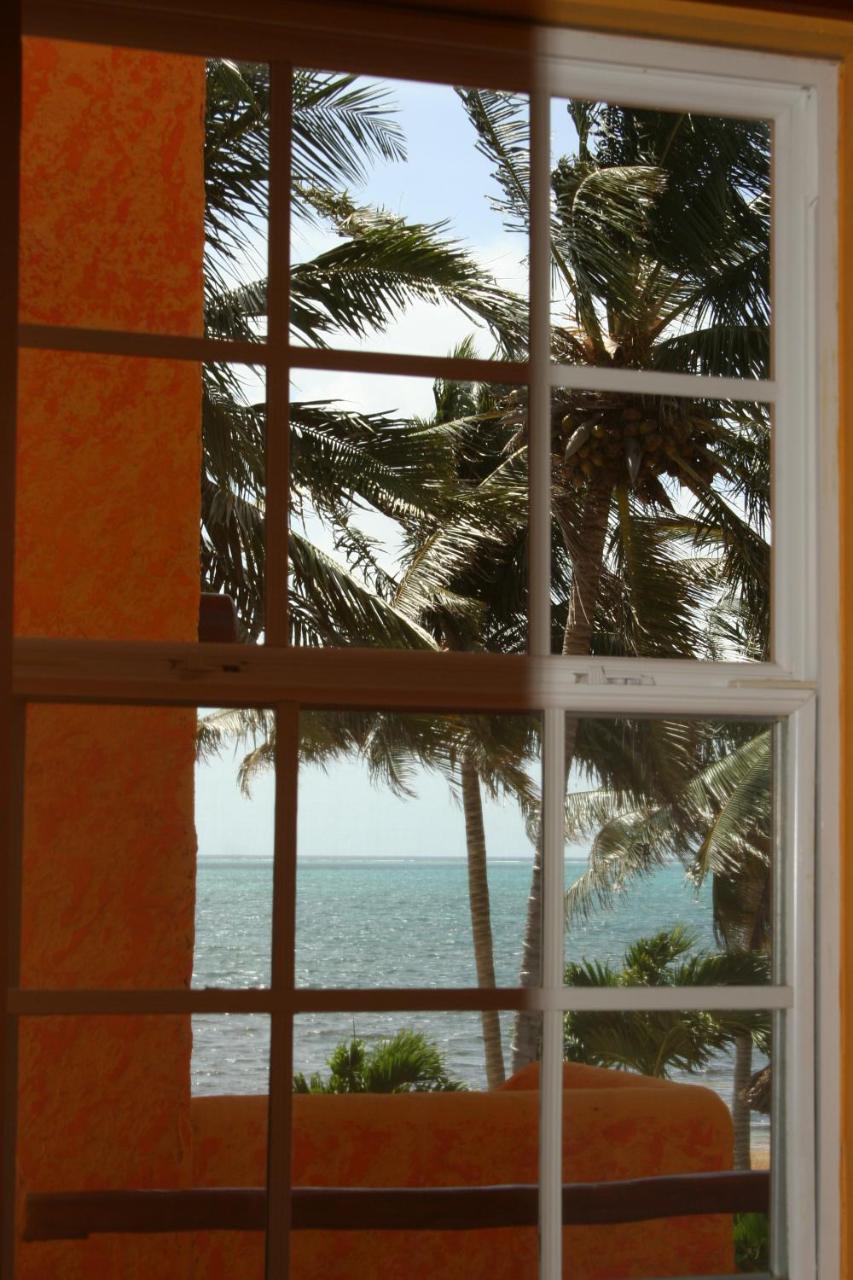 Seaside Cabanas Hotel Caye Corker Esterno foto
